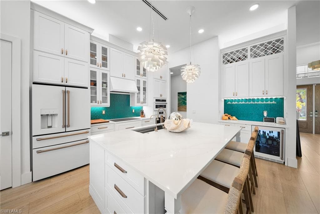 27000 Flamingo DR-13