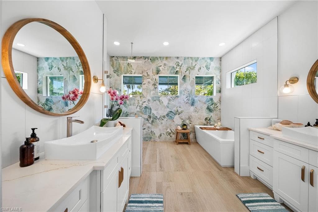 27000 Flamingo DR-33