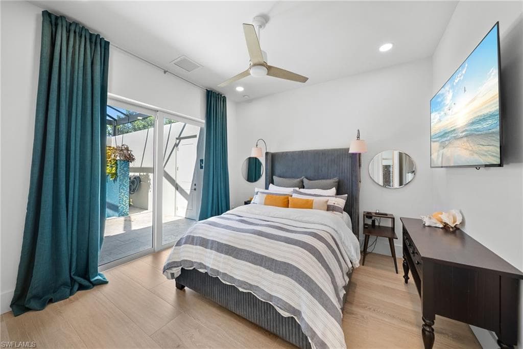 27000 Flamingo DR-41