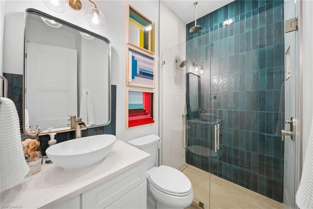 27000 Flamingo DR-37
