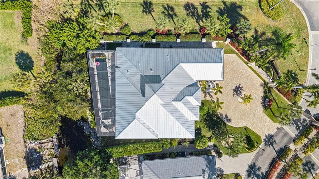27000 Flamingo DR-48