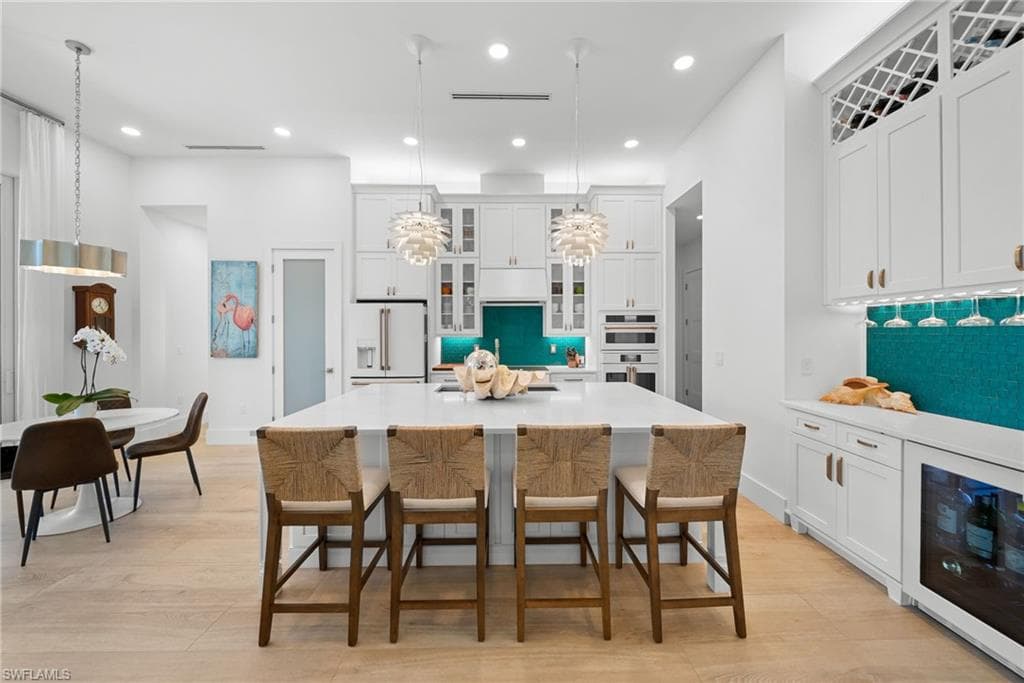 27000 Flamingo DR-11