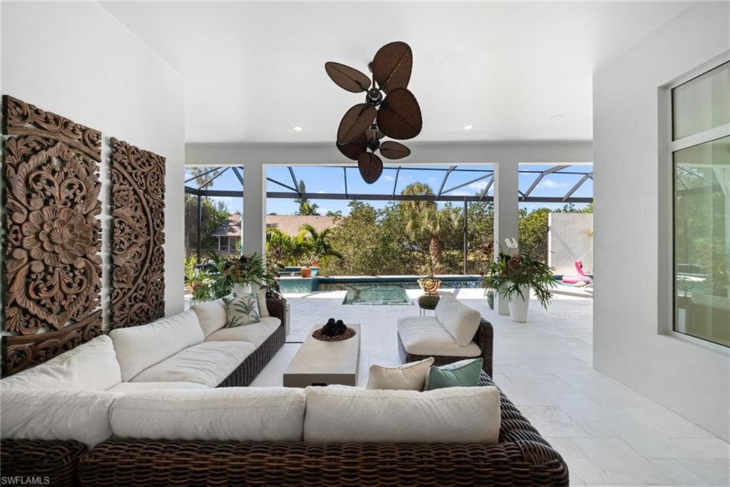 27000 Flamingo DR-19