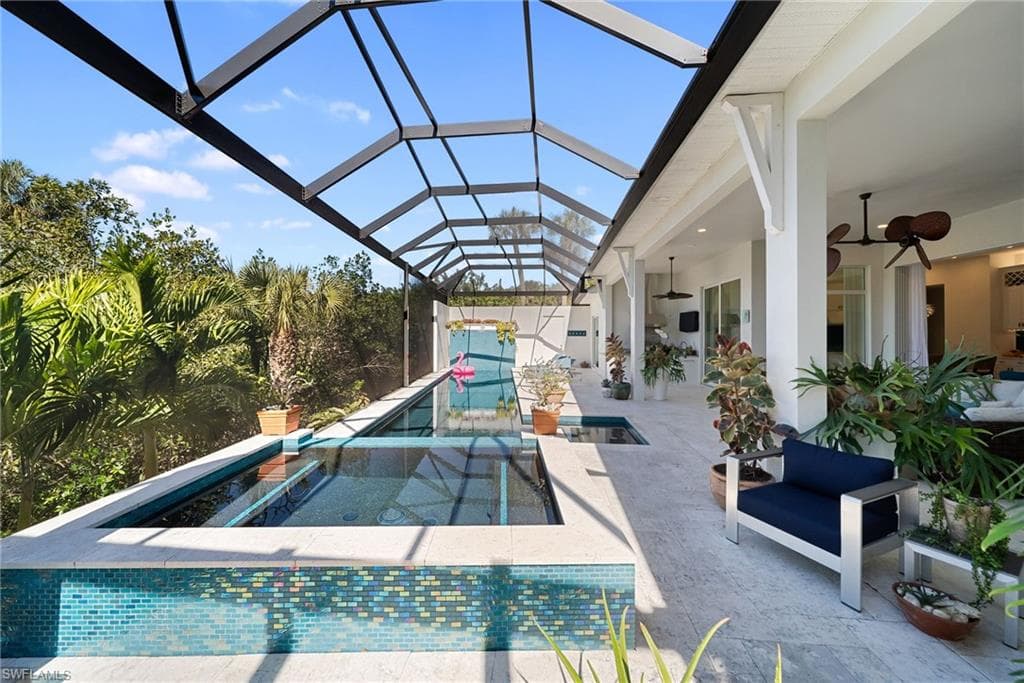 27000 Flamingo DR-25
