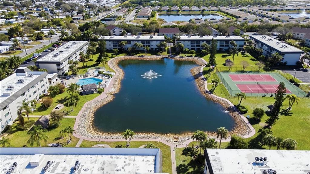 1010 Manatee RD B304-16