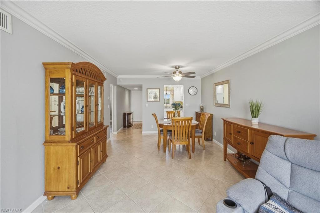 1010 Manatee RD B304-22