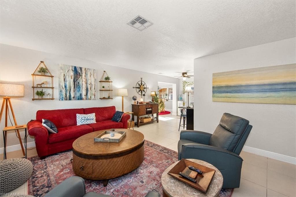 3945 Edgewood AVE-2