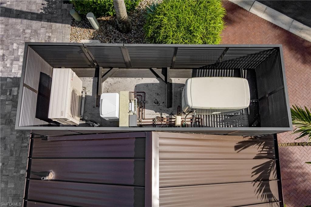 13323 Snook CIR-44