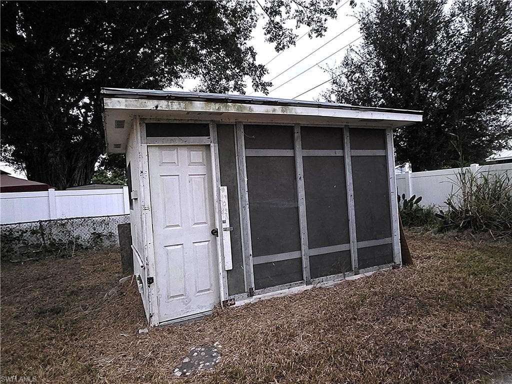12362 3rd ST-32