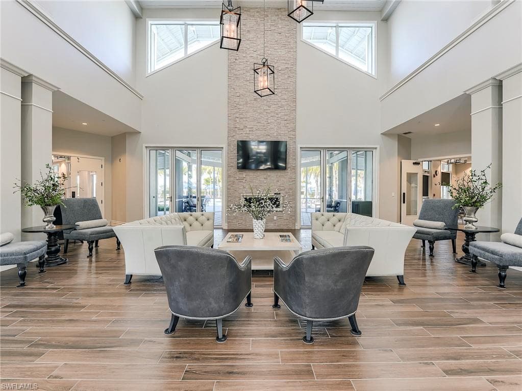 10641 Jackson Square DR-41