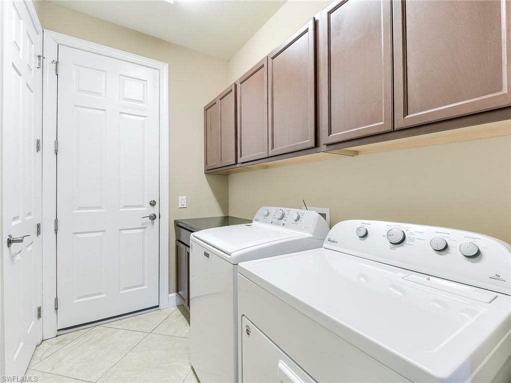 10641 Jackson Square DR-25