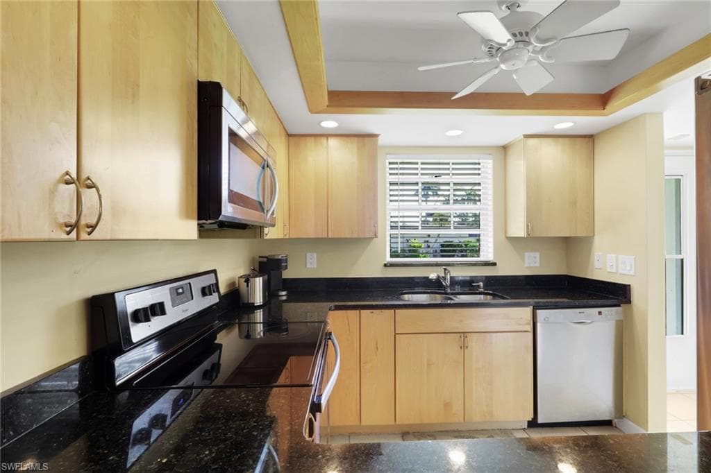 315 Saint Andrews BLVD C5-6