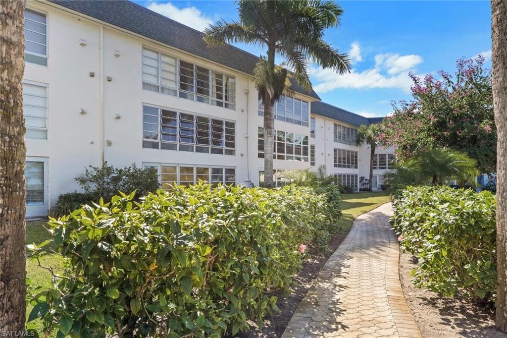 315 Saint Andrews BLVD C5-33