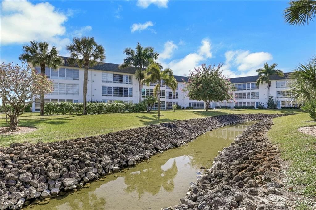315 Saint Andrews BLVD C5-35