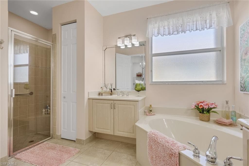 20515 Foxworth CIR-16