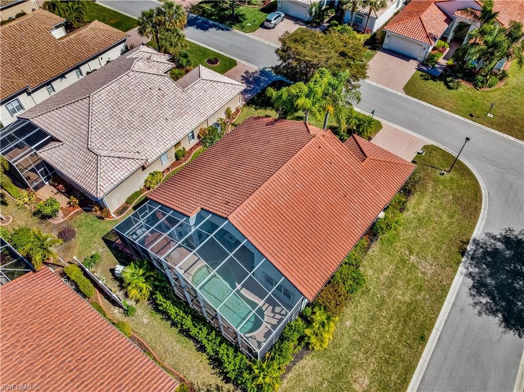 20515 Foxworth CIR-25