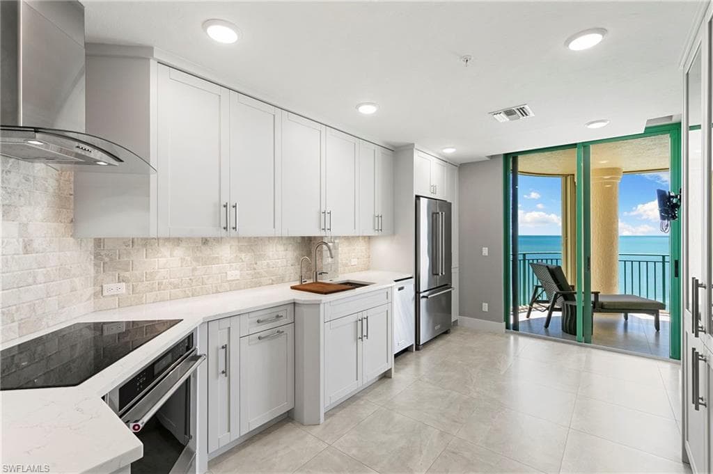 980 Cape Marco DR 1102-9