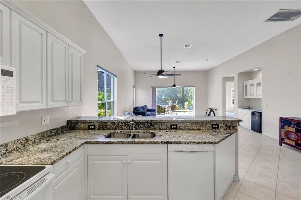 12646 Hunters Lakes CT-12