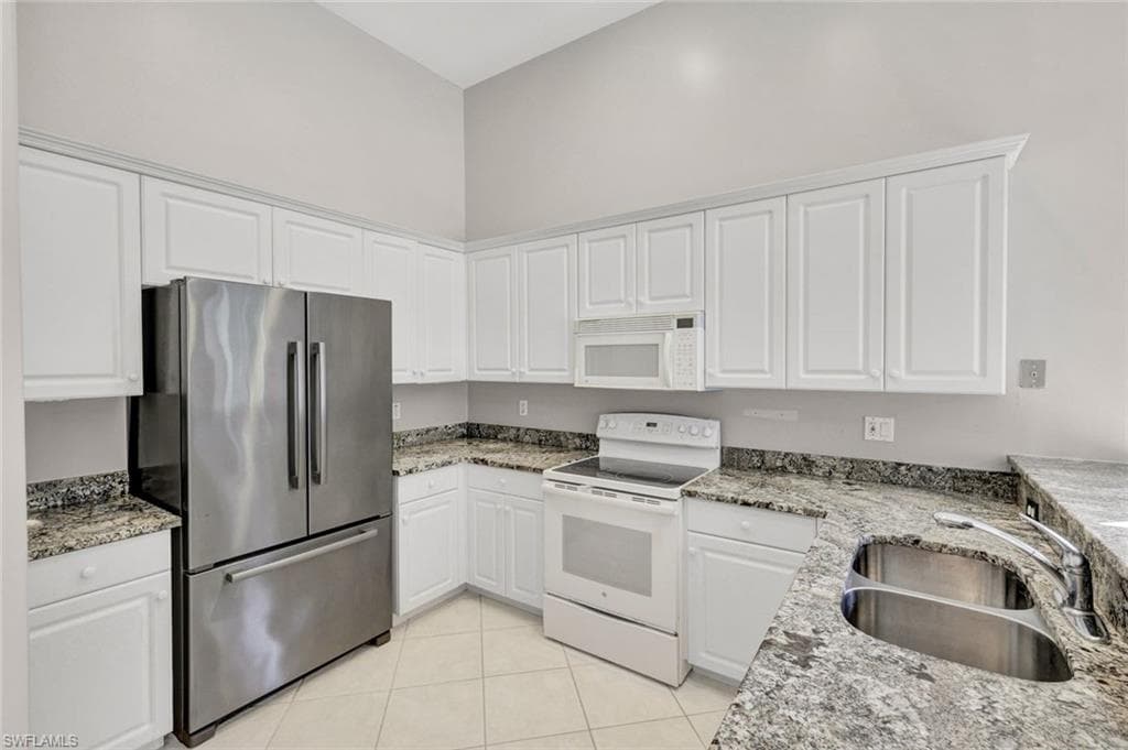 12646 Hunters Lakes CT-11