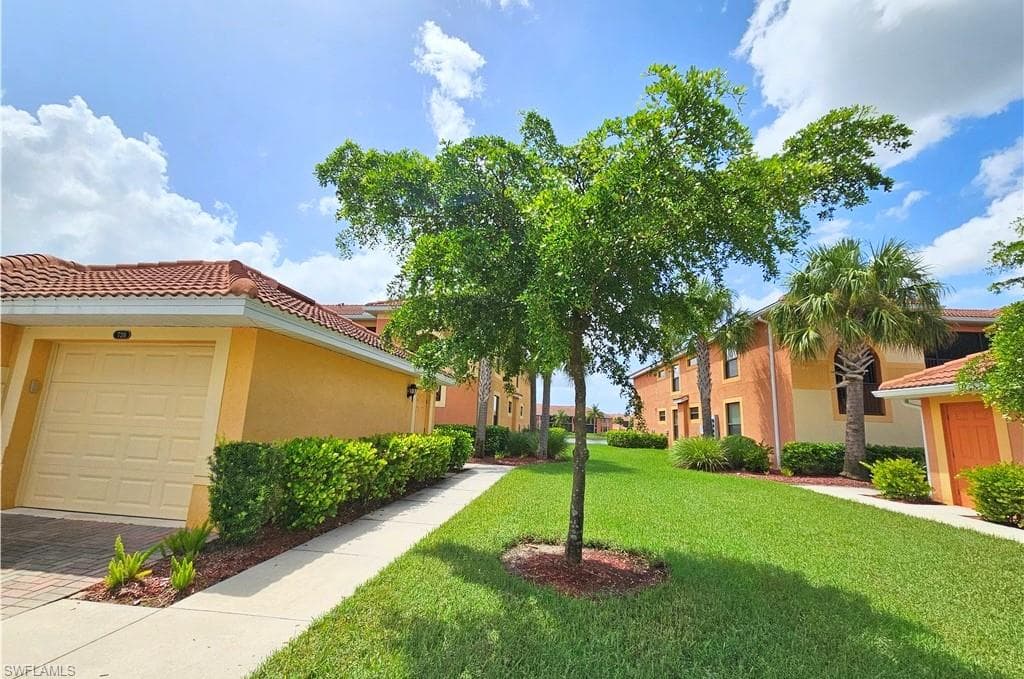 13730 Julias WAY 726-5