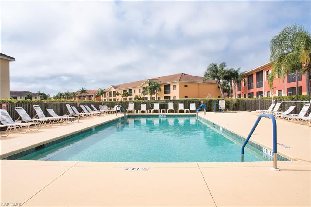 13730 Julias WAY 726-40