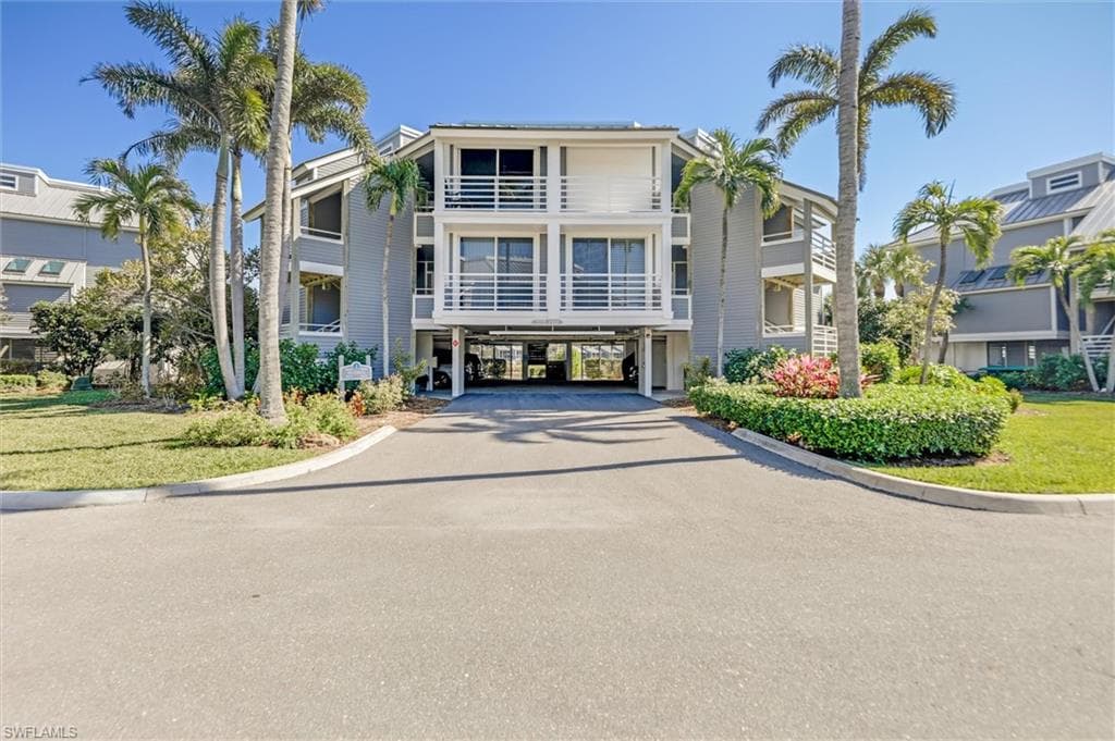 1656 Lands End Vlg-46