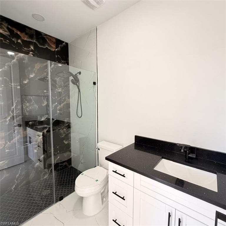 209-211 W 12th ST-24