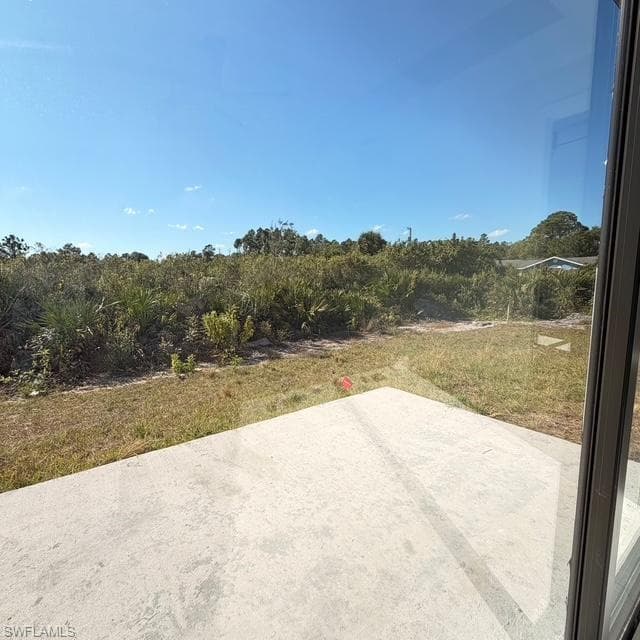 209-211 W 12th ST-37