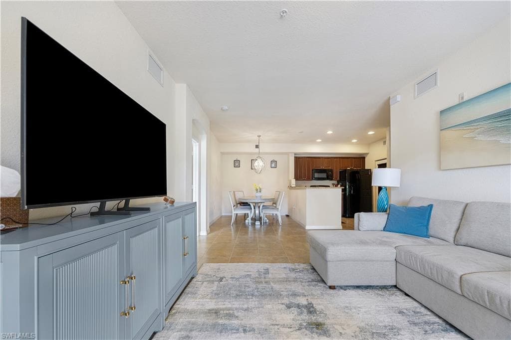 13180 Bella Casa CIR 166-16