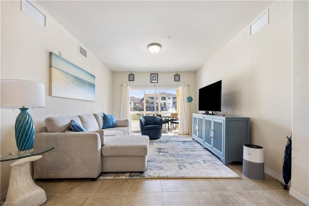 13180 Bella Casa CIR 166-15