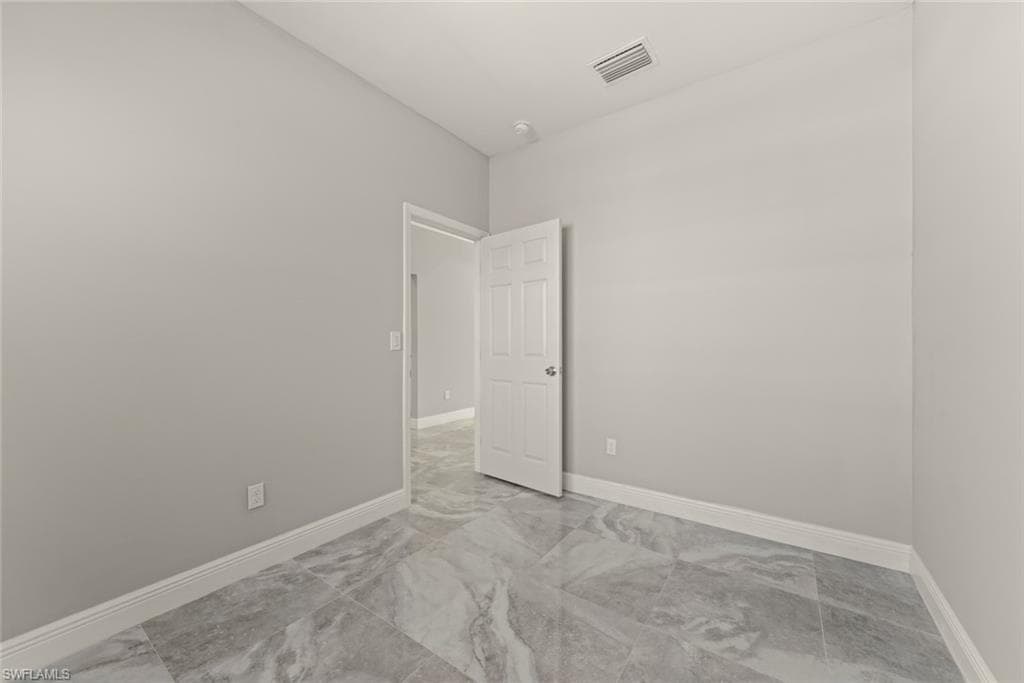 897 Iris DR-6