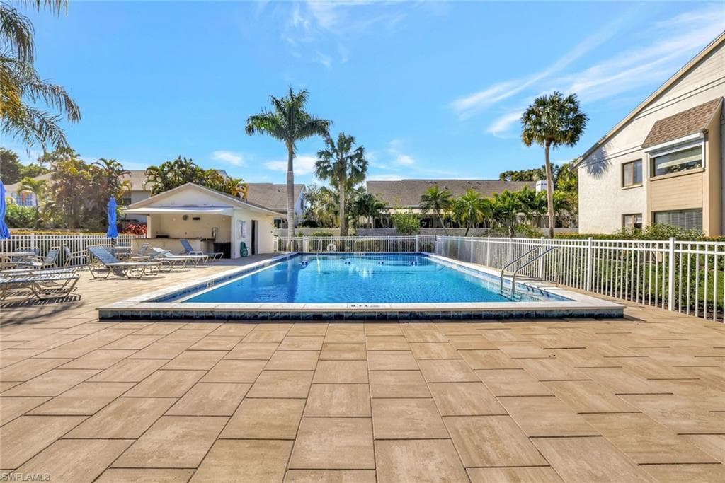910 Vanderbilt Beach RD 325W-24