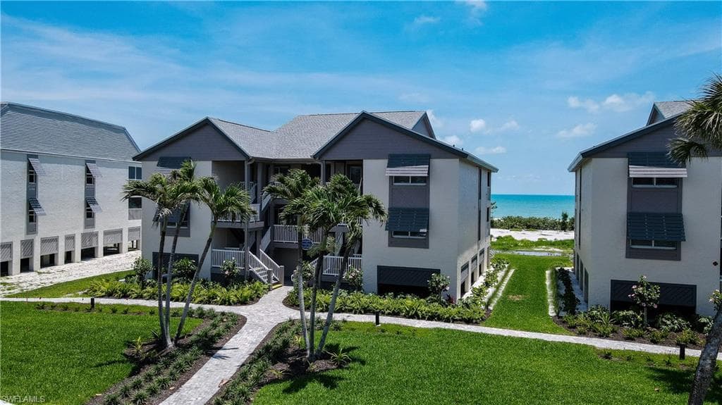 2255 W Gulf DR 121-27