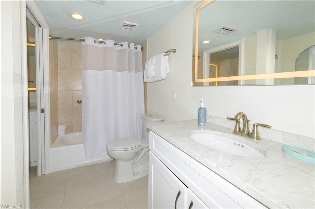 2255 W Gulf DR 121-13