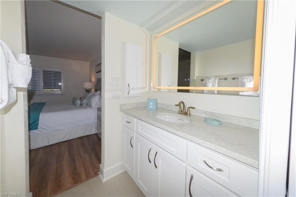 2255 W Gulf DR 121-17