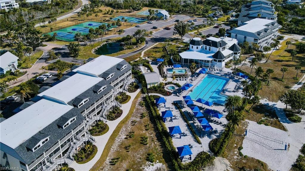 2255 W Gulf DR 121-20