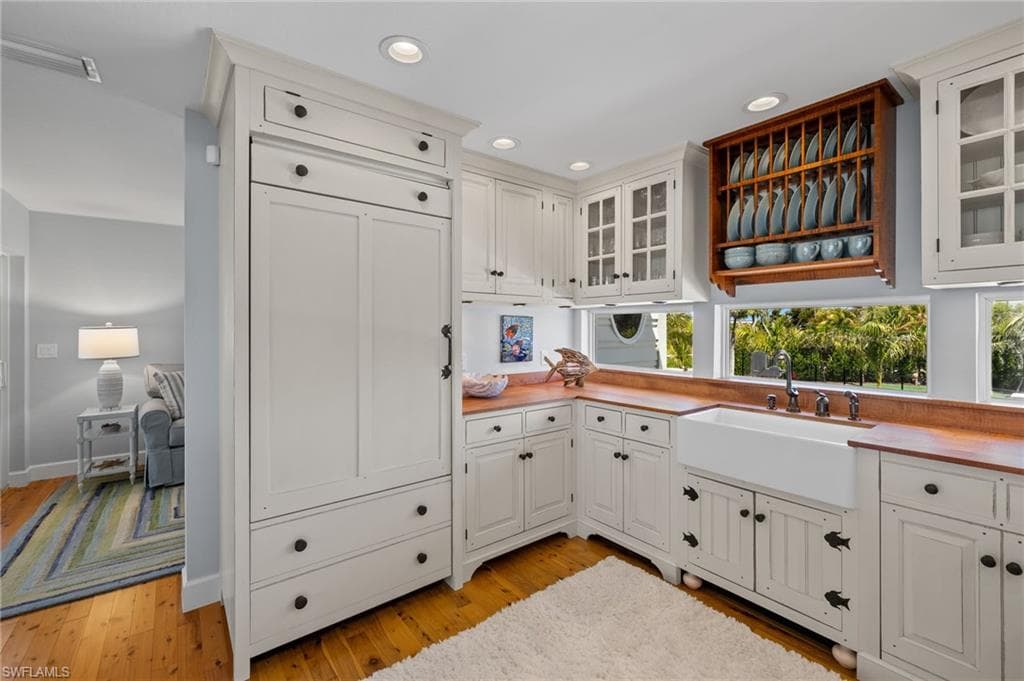 4443 Waters Edge LN-10