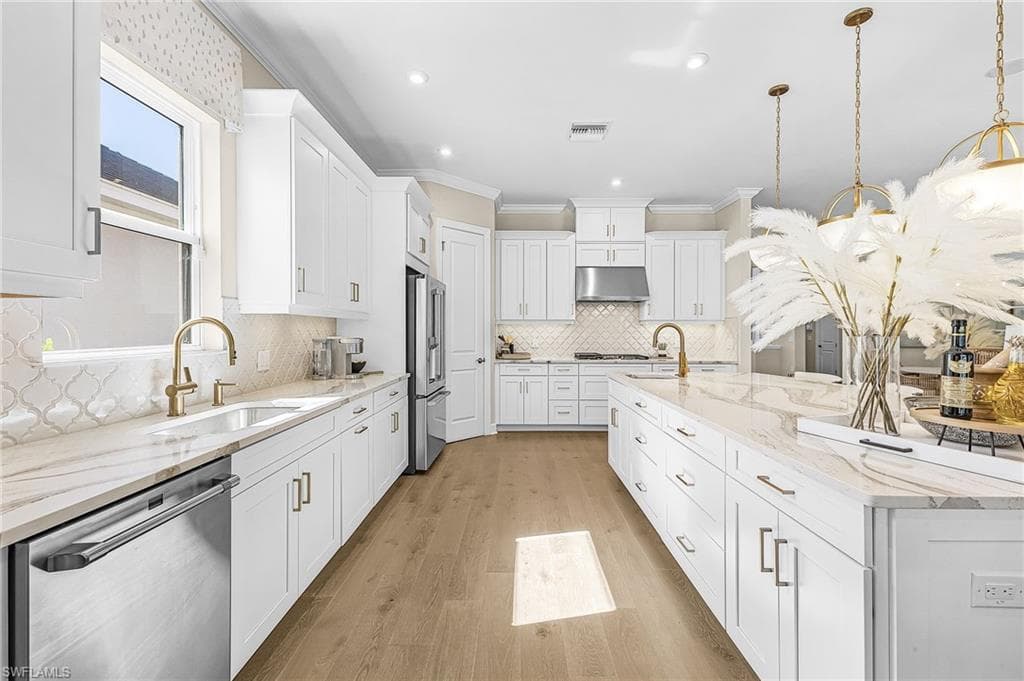 15274 Arpino CT-18