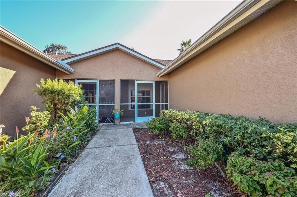 494 Saint Andrews BLVD 14-2