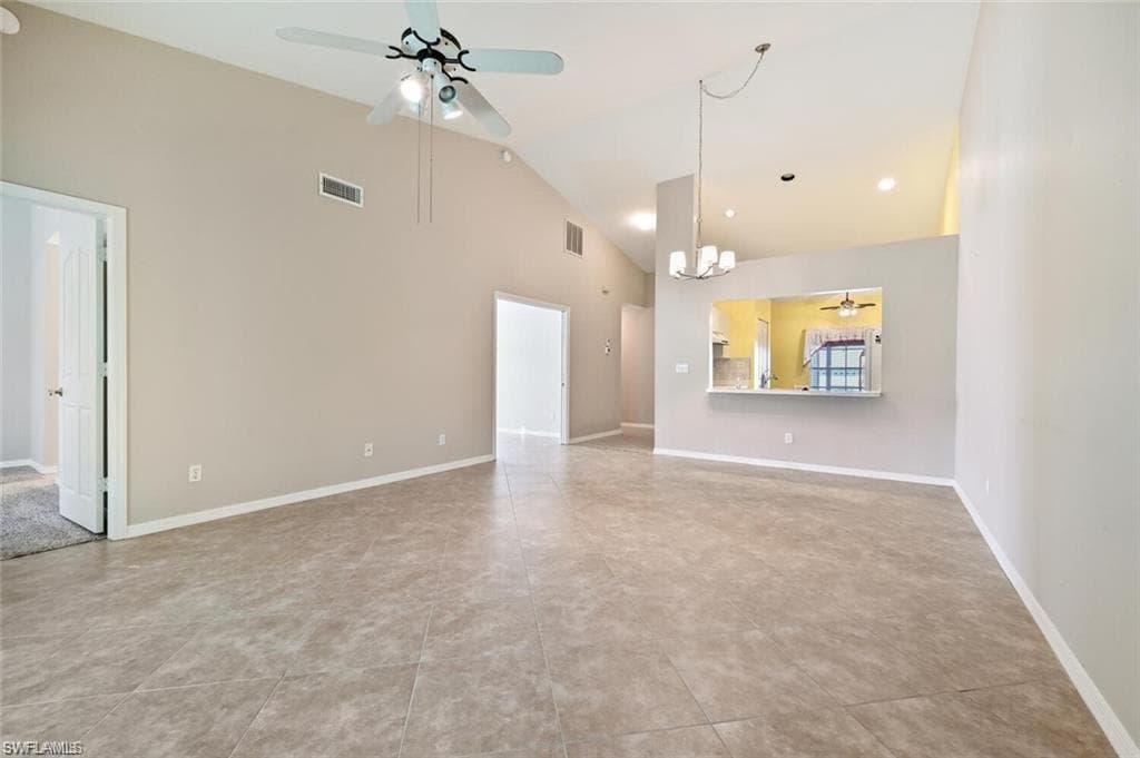494 Saint Andrews BLVD 14-4