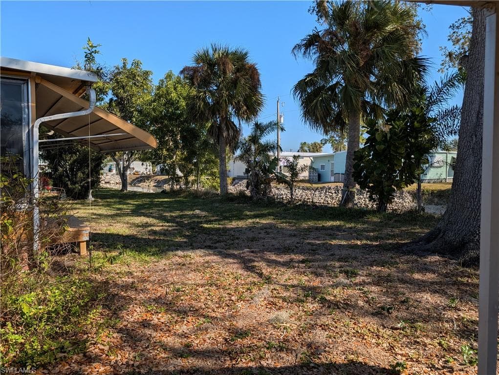 807 Holly Berry CT-30