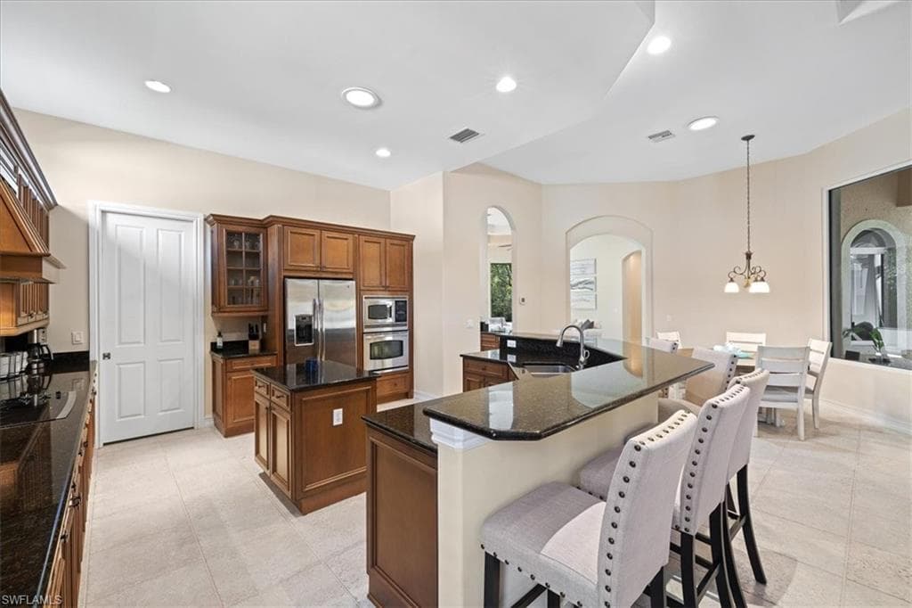 9094 Sahalee CT-18