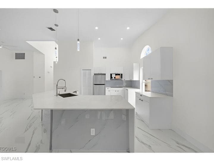 3832 Sabal Springs BLVD-7