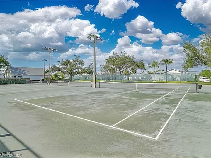 3832 Sabal Springs BLVD-31
