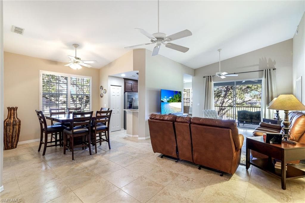 2033 Crestview WAY 104-3