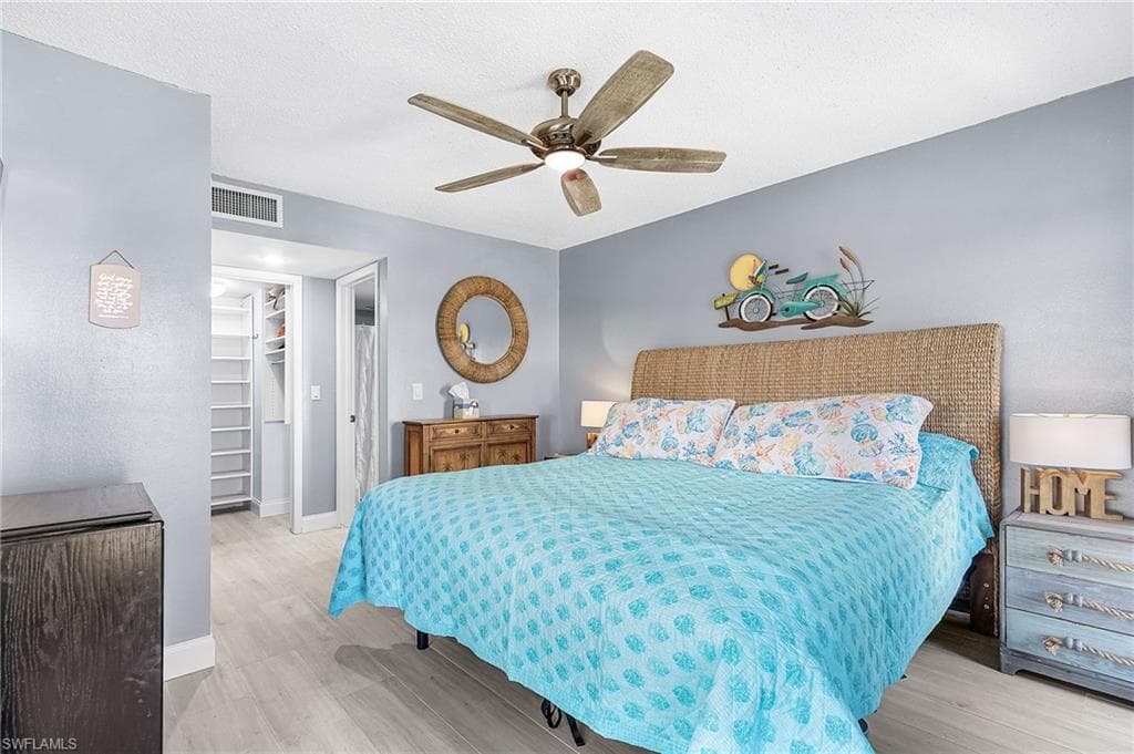 53 High Point CIR W 310-6