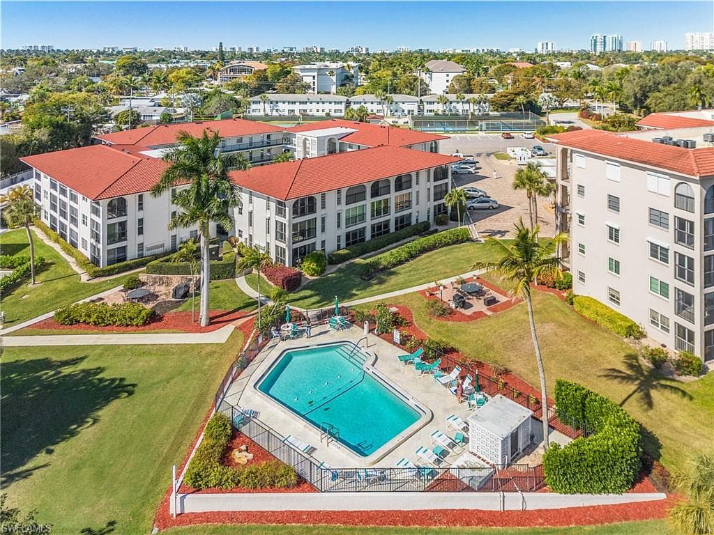 53 High Point CIR W 310-29