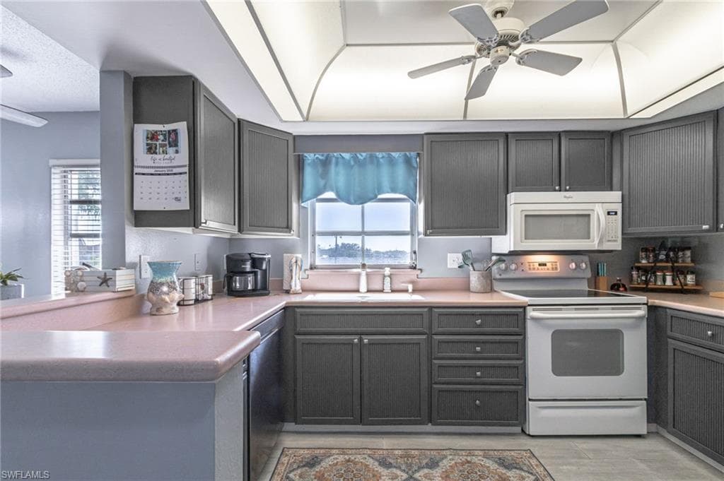 53 High Point CIR W 310-4