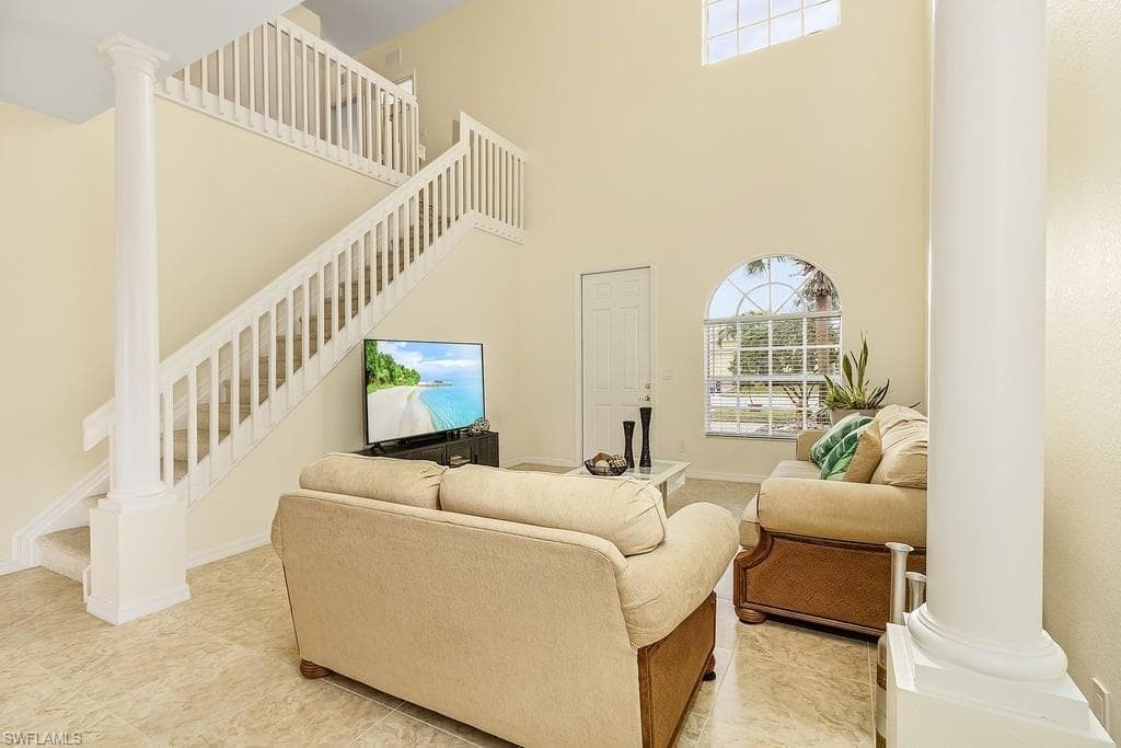 2557 Keystone Lake DR-9