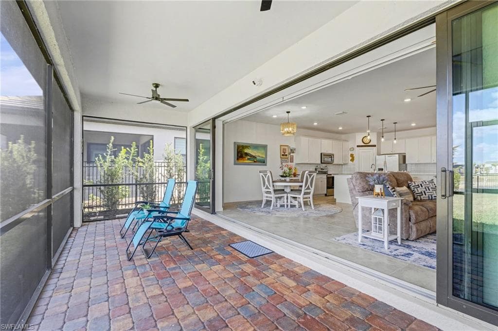 3772 Passion Vine DR-42